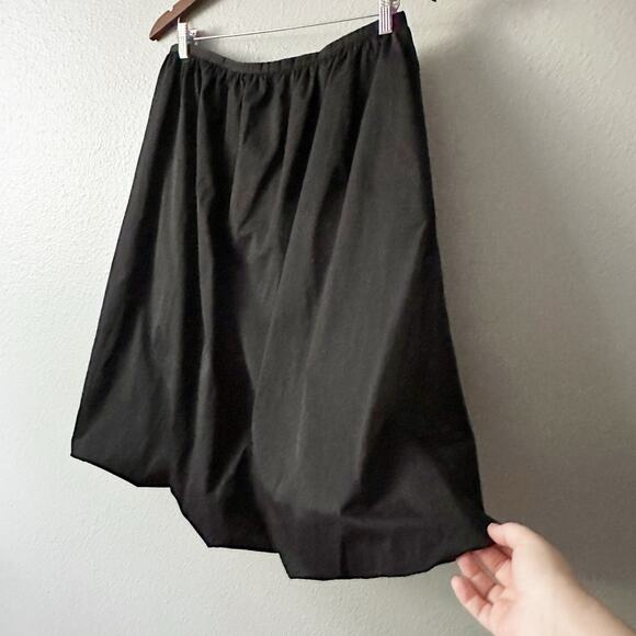 Banana Republic Black Taffeta Bubble Skirt - Picture 2 of 10